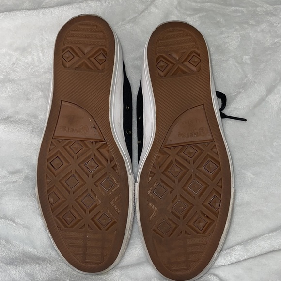 Used Converse - Picture 7 of 9